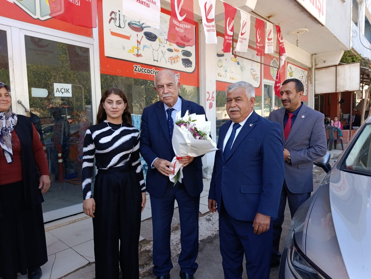 StkRefah38315's tweet photo. Genel Başkan Yardımcımız Mehmet Fatih Uğurlu, 16 Kasım Büyük Kongre hazırlıkları kapsamında Kilis ilimiz Elbeyli İlçe Teşkilatımızı ziyaret ederek kongre sürecine ilişkin kapsamlı istişarelerde bulundu. https://t.co/ZiBqn4U4gS