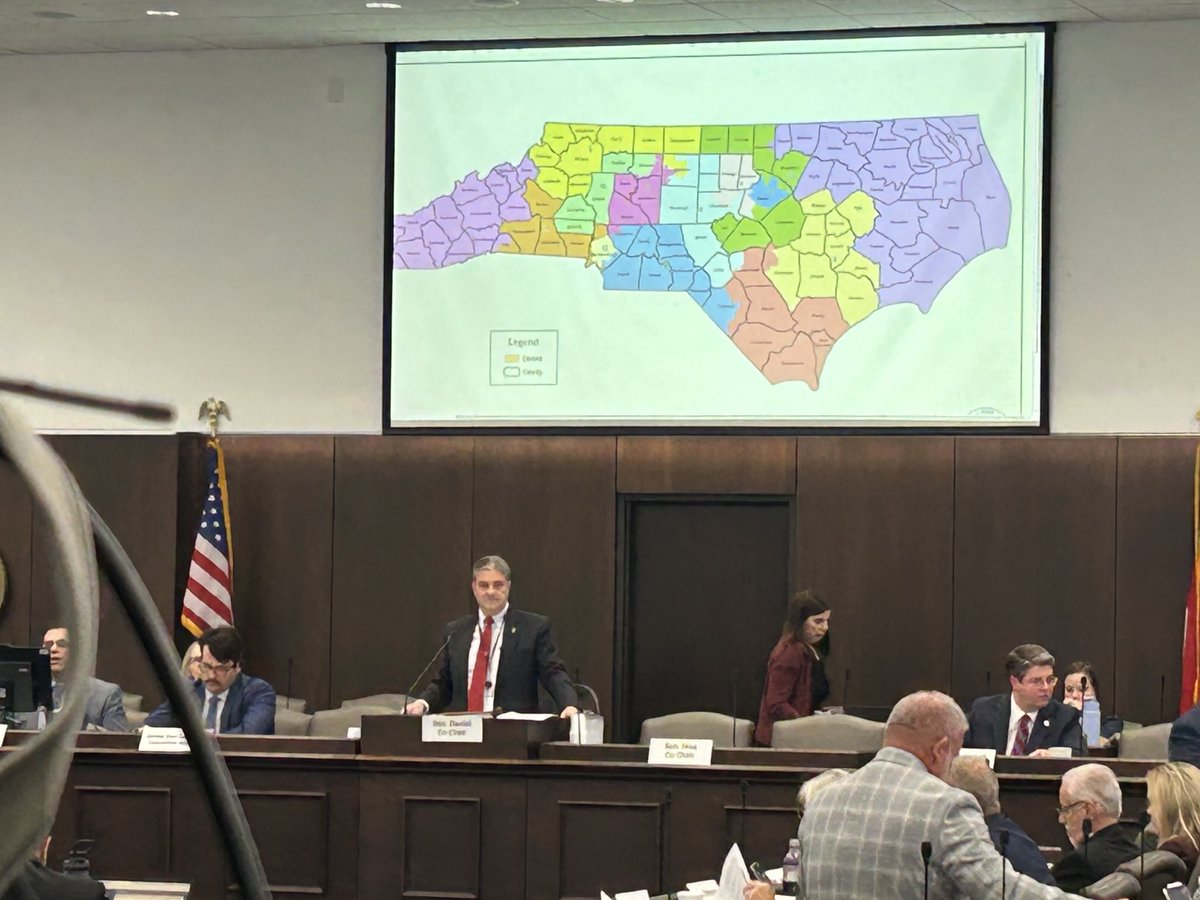 will_doran's tweet image. NC Redistricting committee kicking off this morning with @DanielforSenate presiding and just about every media outlet in the state here.
Sen. @RalphHise says he and other Republicans are doing this explicitly as a “political arms race” for 2026 #ncpol