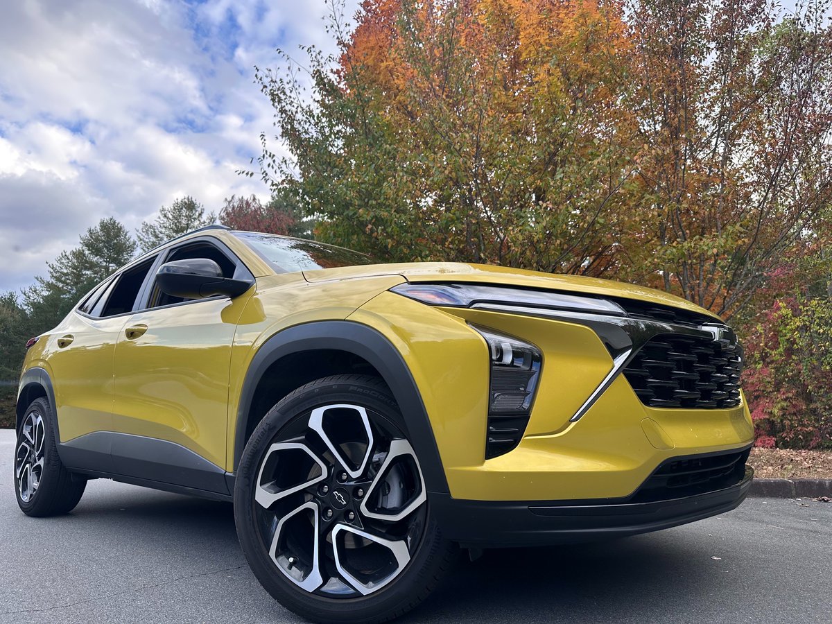 Marine Chevrolet tweet media