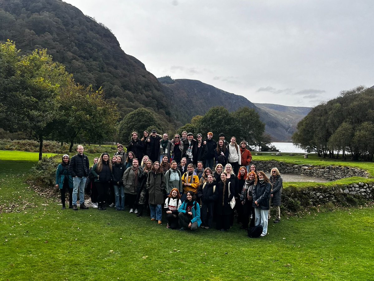 HeritageMU's tweet image. Our Irish Cultural Heritage students at
Glendalough earlier this month. 🏰

Experiential field trips are an essential part of the Irish
Cultural Heritage modules in @MaynoothUni. 

Learn more about our course here:
maynoothuniversity.ie/irish-cultural…