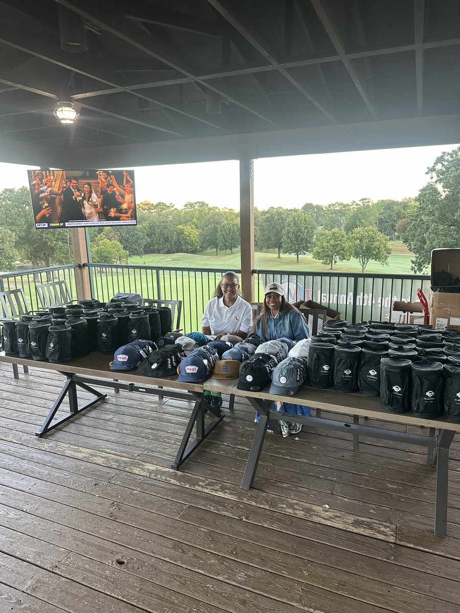 Highland Park Golf tweet media