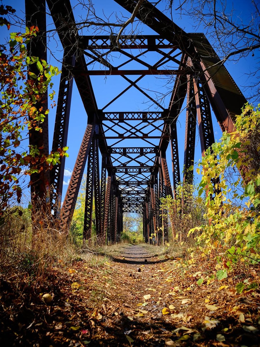 Trail views from Genesee Valley Park 🍁🚶‍♂️ #thisisroc 📷: Bob #roc