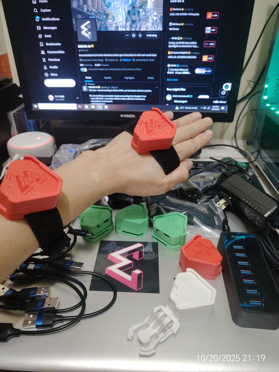 v_v2288's tweet photo. The wait is finally over! ⚡✨ Just received my Eidon AI motion trackers, beyond honored to be a pilot tester 🦾thank you Eidon 😊😊I'm ready to explore, test, contribute and make things possible for the next wave of robotics to life. 🤖🔥 #EidonAI https://t.co/oDo0WChaMK