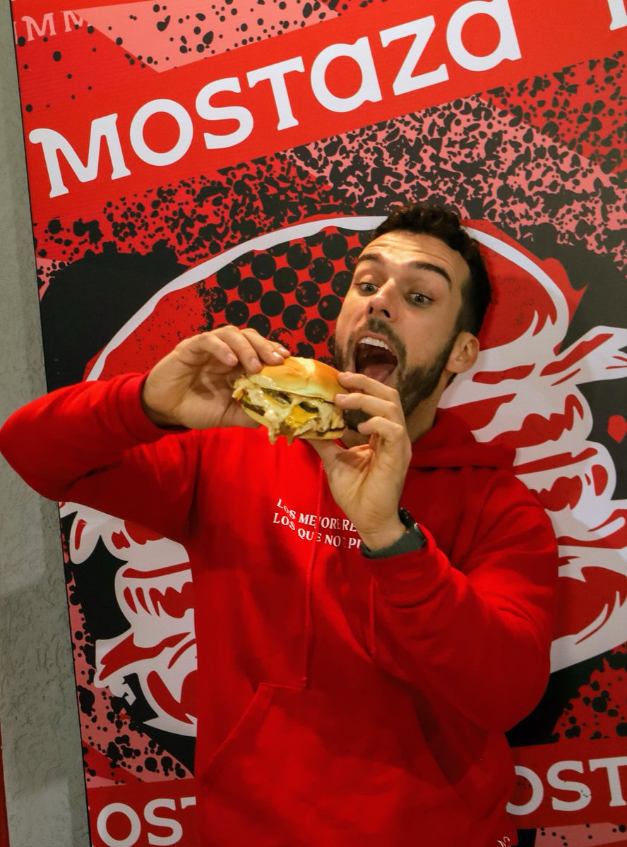 Situación sentimental: pensando en vos 😍🍔