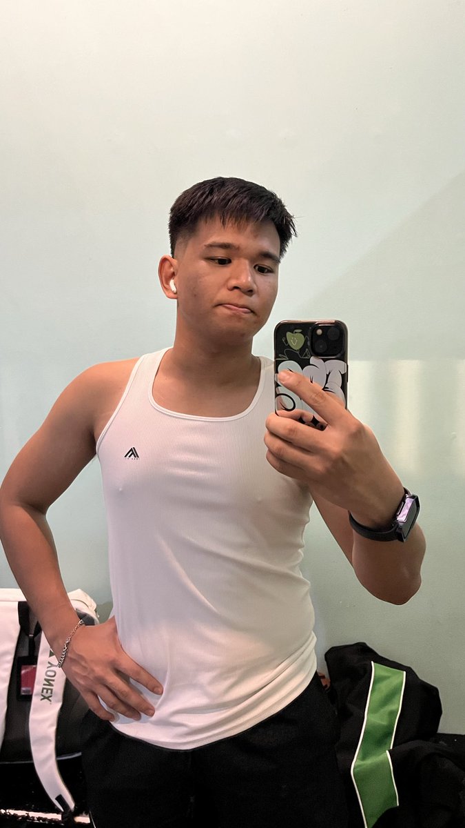 lanceyngot's tweet photo. Felt cute, but won’t delete 😎😜 https://t.co/GBUXJ39UTI