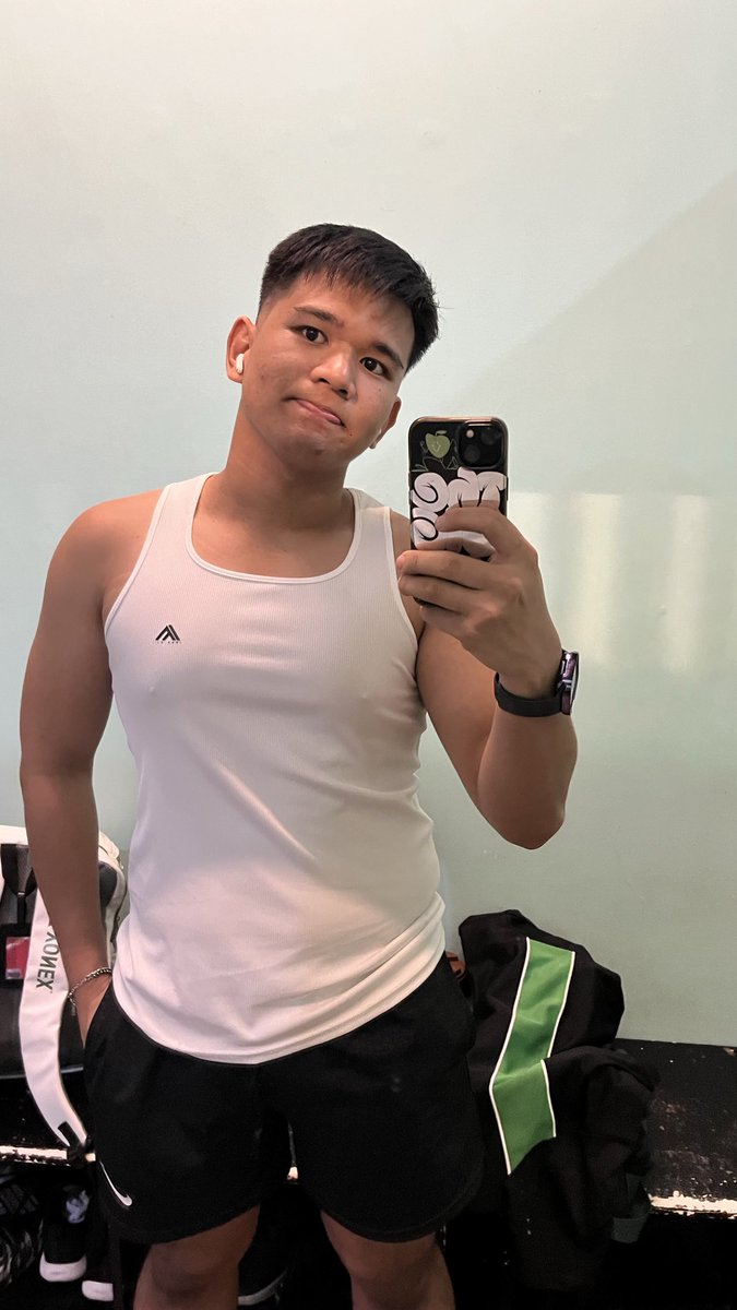 lanceyngot's tweet photo. Felt cute, but won’t delete 😎😜 https://t.co/GBUXJ39UTI
