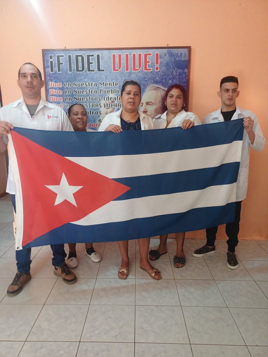 Hace 157 años fue cantado por primera vez nuestro Himno Nacional.
En su honor, celebramos hoy desde la Brigada Medica Cubana en IZABAL el día  de la Cultura Cubana, con la fuerza que nos define y nos une en cualquier lugar del mundo. 
#CubaEsCultura 
#BMCGuatemala