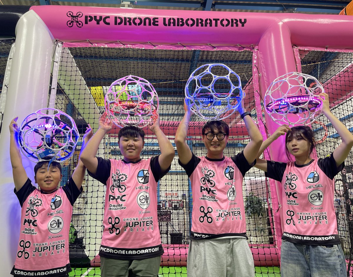 PYC_BRP's tweet image. 釜山🇰🇷PYCアミングＧがJDLに参戦、見事オープン優勝🏆
翌日はPYCでF9Aサッカー練習、とにかくかわいすぎる。
#pyc#JDL#fpv#fua#釜山