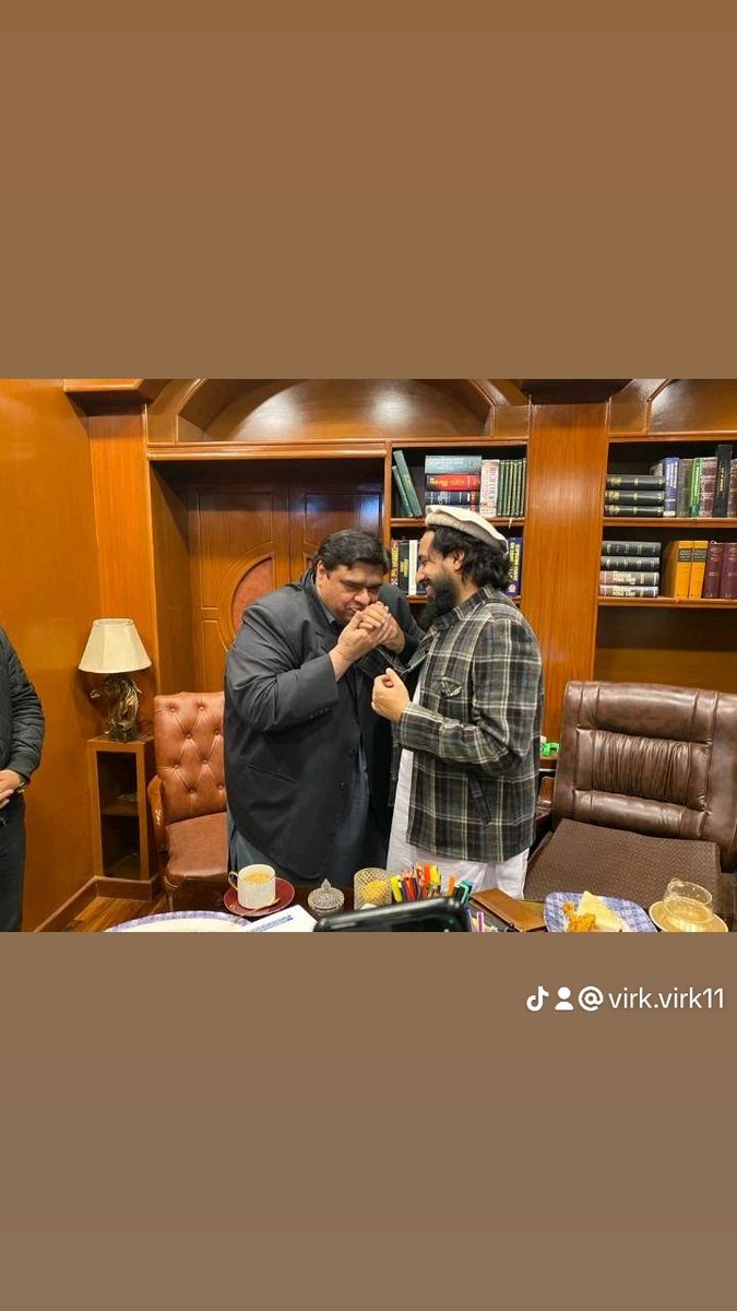 مشکل کی اس گھڑی میں
 باباجی✨ کی یاد میں ایک نعرہ ہی لگا دیں پوری ٹویٹر  سے آواز آۓ
تاجدار ختم نبوتﷺ زندہ باد زندہ باد
#OurDemandJudicialCommission