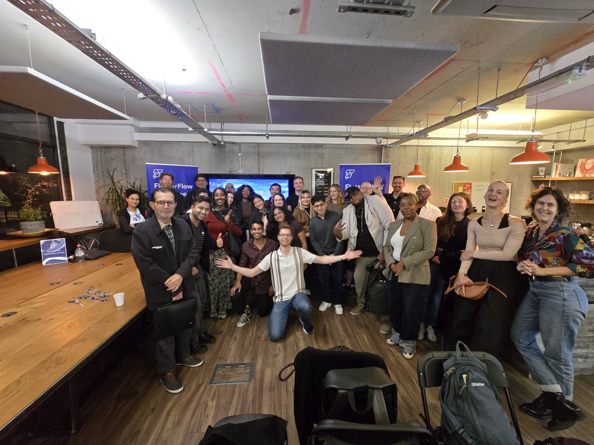 RamenClubHQ's tweet image. Another great FlutterFlow Developer Group meetup in the books at Ramen Space: on building a mobile app in 1 hour using AI. 🔥