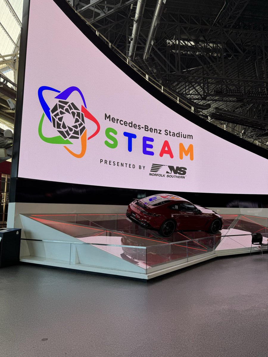 BWashing10's tweet photo. Our @ArmsJags 6th grade scholars at the Mercedes-Benz Stadium discovering how STEAM powers the world around us — from the field to the future! ⚙️🏟️ @LibraLBrittian @AOAddison_ #ARMSDrivenToAccelerate #JaguarScholars #STEAMinAction https://t.co/bKAEkeZnyx