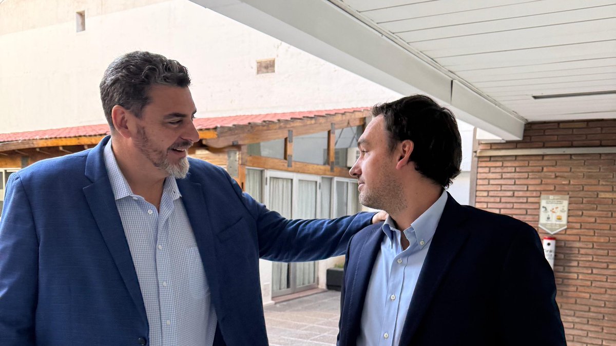 MartinKerchner's tweet photo. Participé en la presentación del presupuesto del @MinSaludMza:

Quiero repasar los logros de este año.

Abro hilo. 👇🏼🧵 https://t.co/nklug3Tt5r