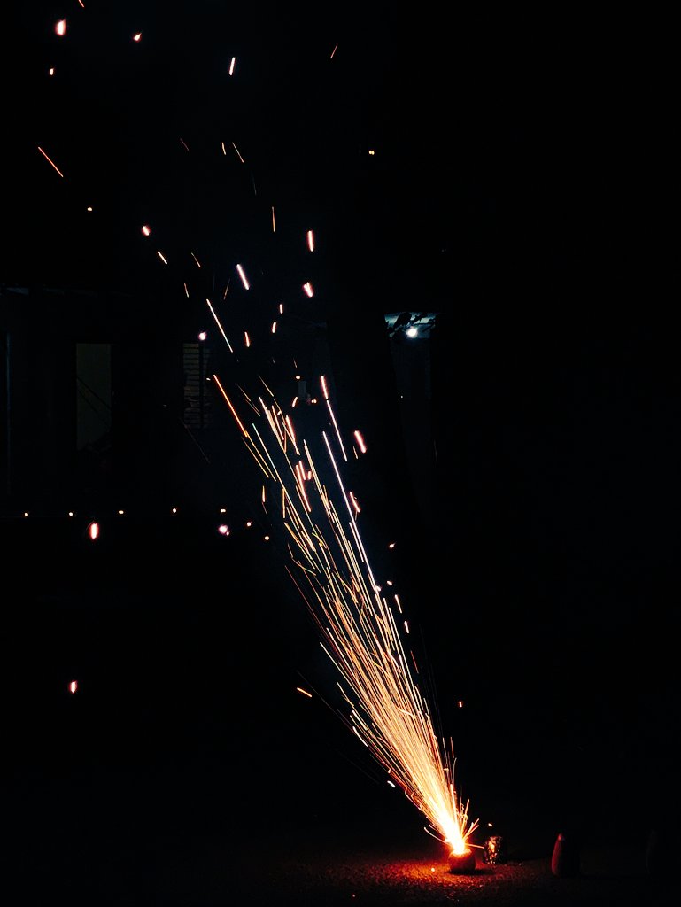 kalyan_veeru's tweet image. Happy Diwali 🪔 🎇 🎆
#ShotonOnePlus
#ShotOnSnapdragon #CaptureTheFestiveVibes
@OnePlus_IN @oneplus @Snapdragon @Snapdragon_IN