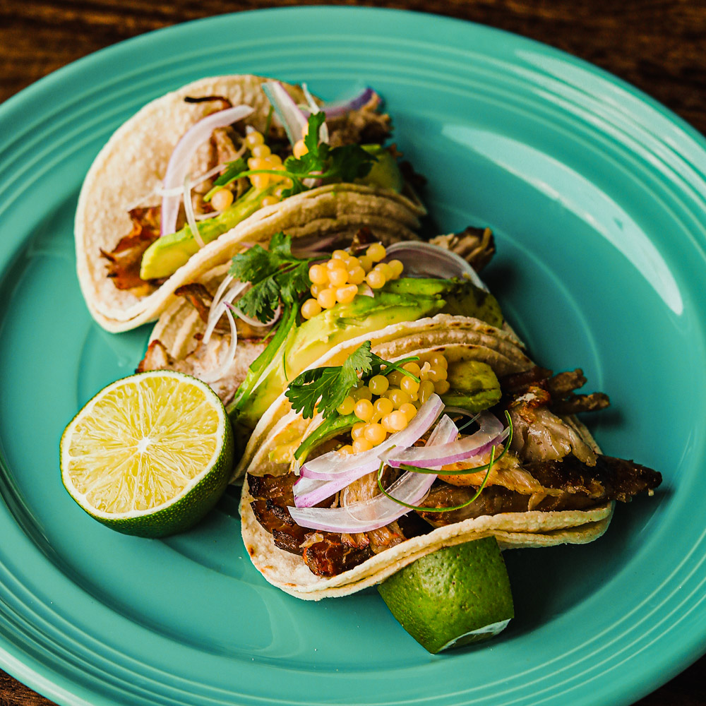 spherificator's tweet image. Taco Tuesday just got a zesty upgrade. These lime pearls add the perfect citrus pop to every bite 🌮🍋 #TacoTime #LimePearls #Spherificator #TheSpherificator #Spherification #MolecularGastronomy #NextLevelTacos #FlavorBurst #CreativeToppings #FoodieFavorites #ModernMexican