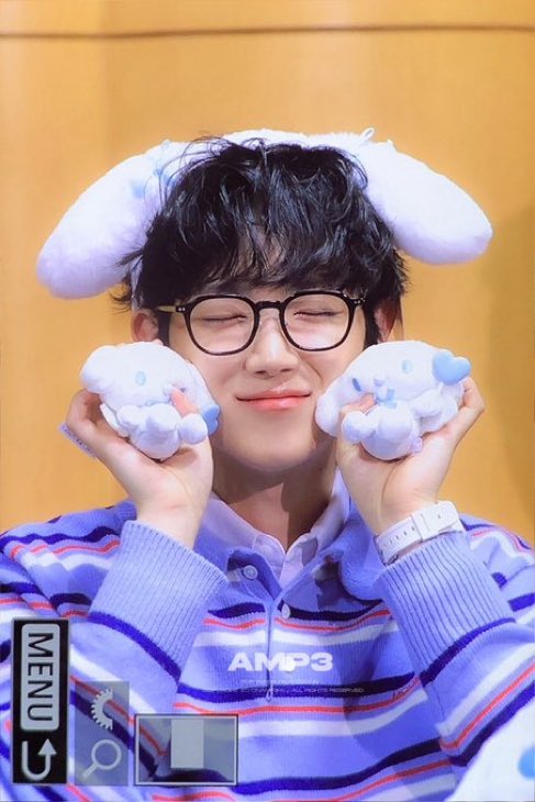 yoojoon_07's tweet photo. 아 이거 너무 귀엽다 https://t.co/3GCa4VPR7g