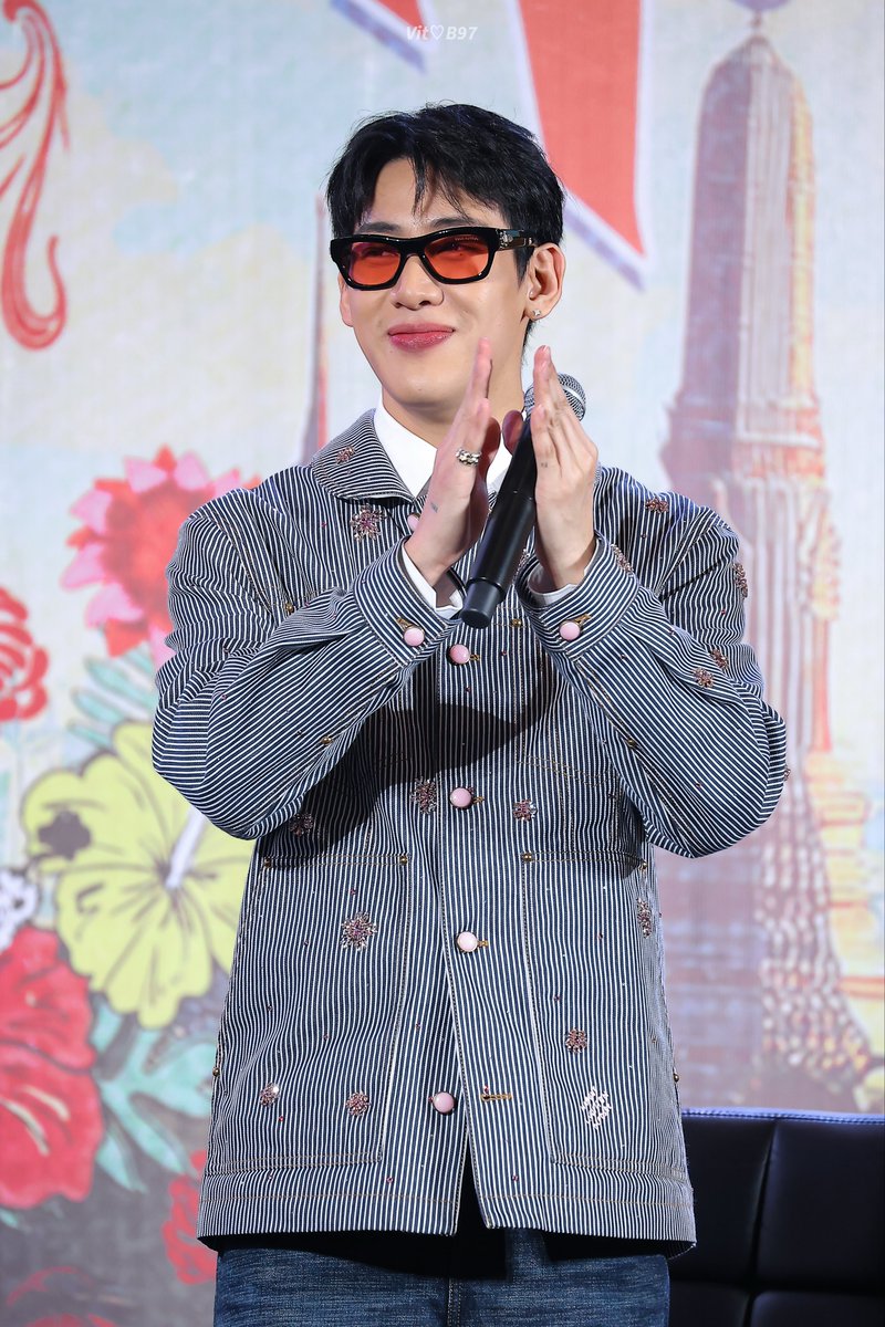 251020

너무 잘했어요 <a href="/BamBam1A/">BamBam</a>
#BamBam #뱀뱀 #GOT7⁠ #갓세븐
#HOMETOWNConcert_PC