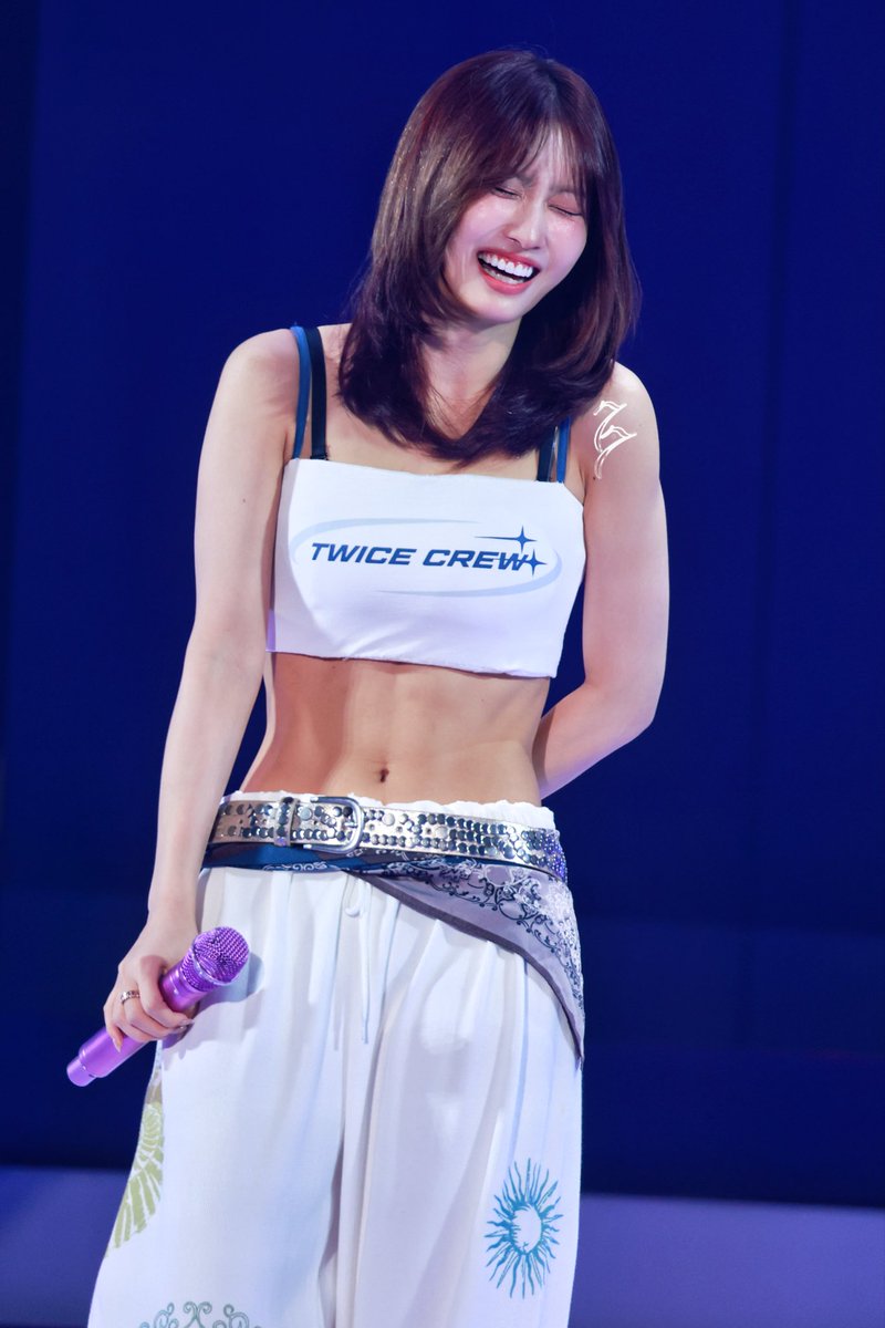 251018 😆 #트와이스 #TWICE #トゥワイス #모모 #MOMO #もも #モモ