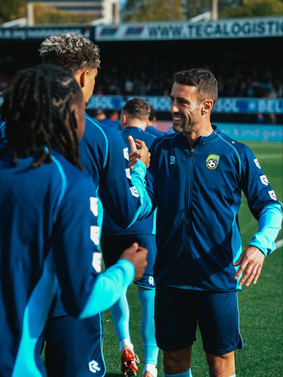 Get your own😍
Het presentatievest met het oude logo is nu te koop!👇
webshop.fortunasittard.nl/collections/sp…