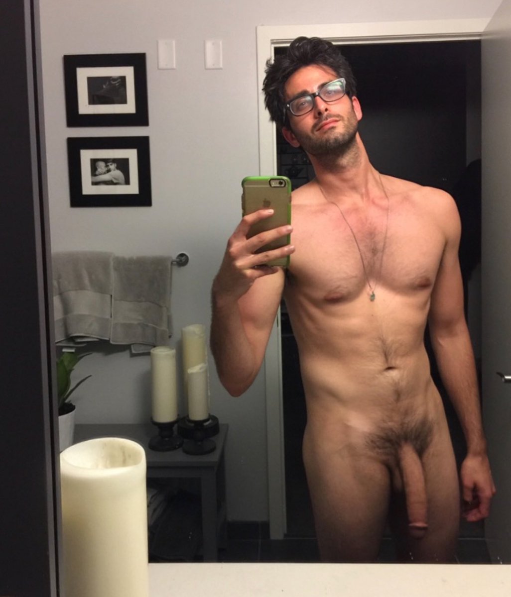 A decade older and a decade happier 😊 