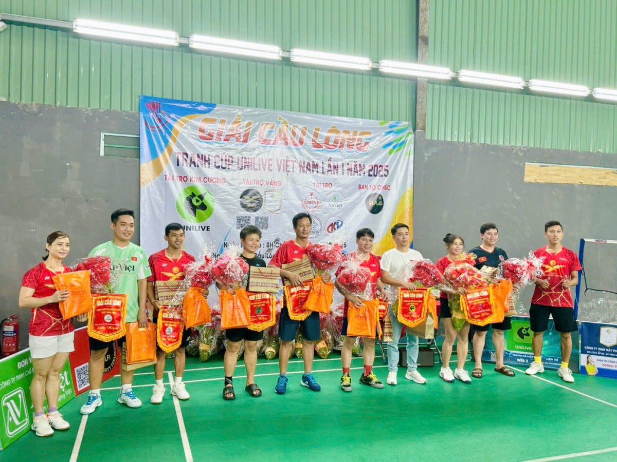 Thinhvd1978's tweet photo. I am organizing some sports events to introduce WLFI to more people. The first event was a great success. https://t.co/dF4ujqn0rh