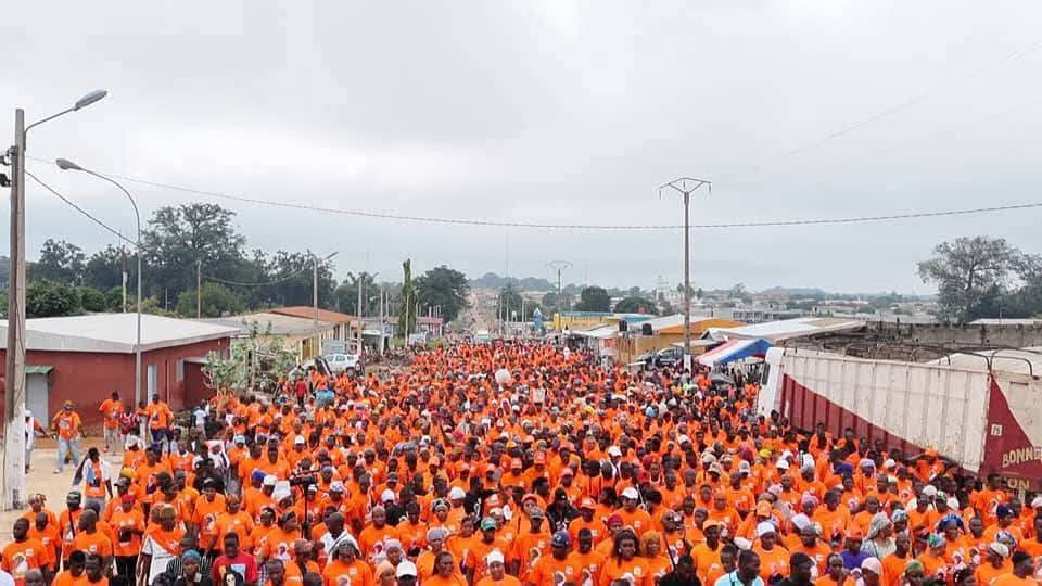 Plexy00225's tweet photo. CAMPAGNE ELECTORALE . 
Région du Béré.
La Marrée ORANGE à #MANKONO, ce Lundi 20 octobre 2025 pour #ADO2025 
#RHDP #ADO2025 #ADOPresident #PourUneGrandeCotedIvoire #PourUneGrandeNation https://t.co/f36mXZhKqg