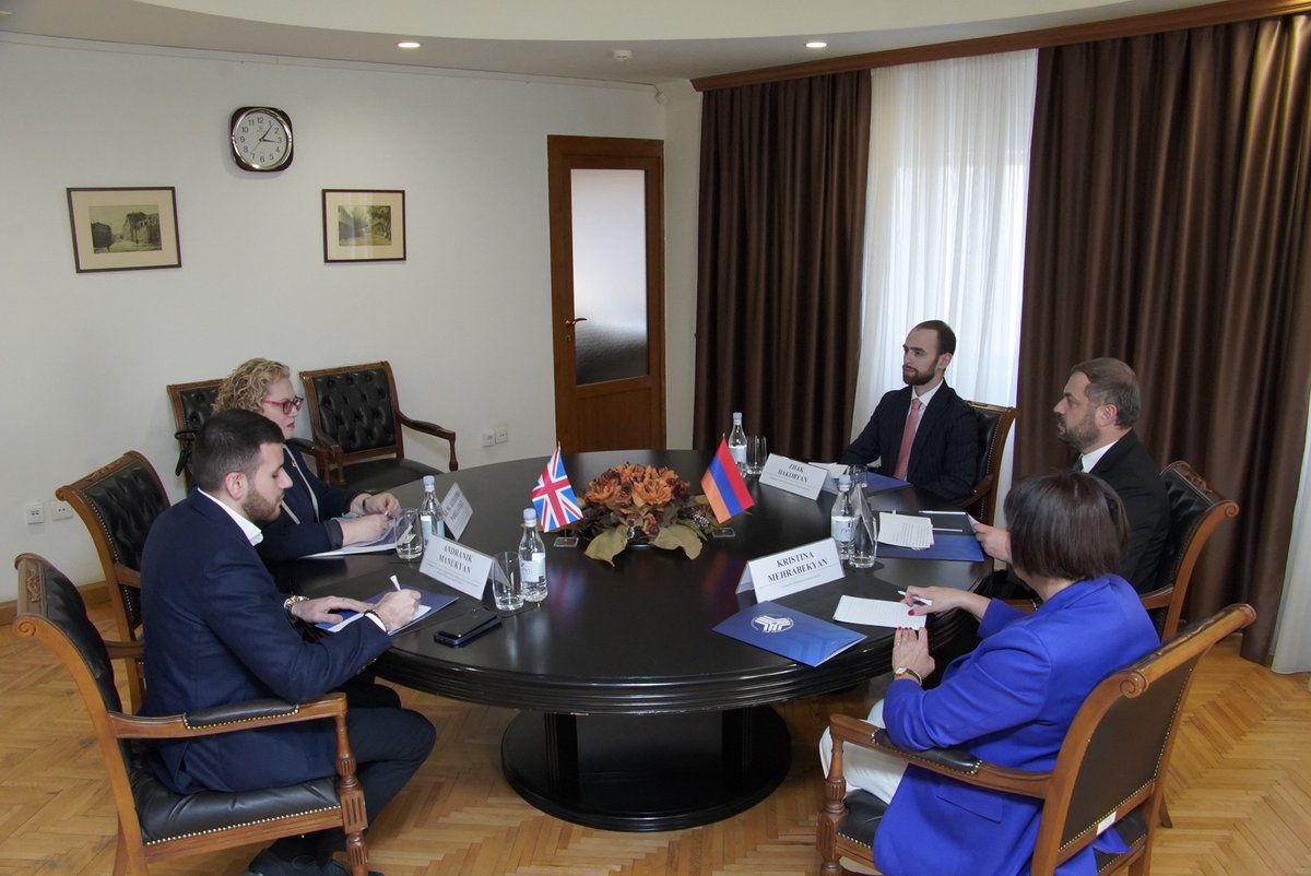 Alexandra Cole tweet media