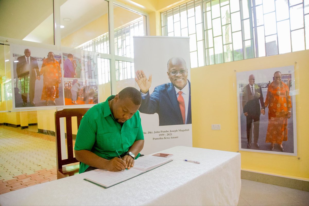 Wakati naendelea na Ziara ya Kuomba Kura za CCM nimefika Chato lilipo Kaburi la Hayati Dkt John Pombe Magufuli na Kuomba Roho yake Iendelee Kupumzika Kwa Amani.

Ziara ya Kuomba Kura za CCM Inaendelea hapa Geita kupita Vijiwe kwa Vijiwe, Mitaa kwa Mitaa na Chocho kwa Chocho 🙏🏾
