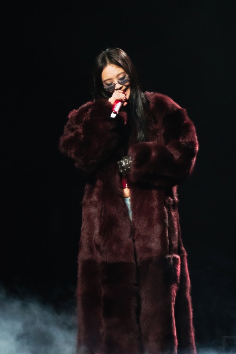 JennieDCGallery's tweet image. 251020 ‘제12회 이데일리 문화대상’ 콘서트부문 최우수상 후보작으로 제니 ‘더 루비 익스피리언스’가 선정됐다. ‘더 루비 익스피리언스’는 블랙핑크 멤버인 제니의 첫 솔로 월드투어 공연이다. 짜임새 있는 구성과 도전적인 연출이 돋보인 수작이었다는 평가다.
콘서트부문 심사위원단은 작품성,…