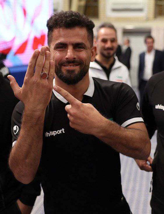 هدیه ای که از مدال جهانی هم باارزش تره:)