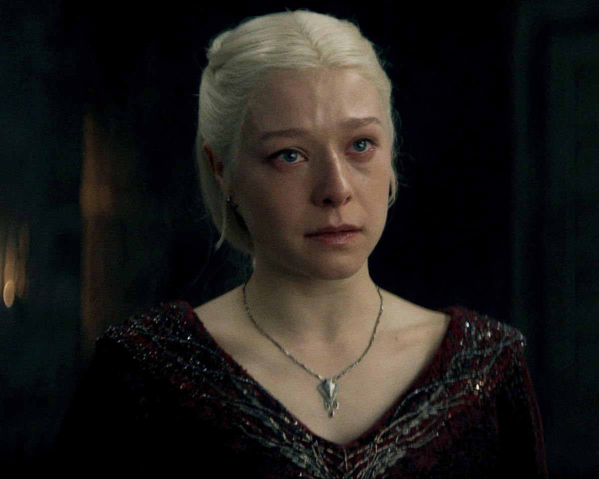 my weakness is rhaenyra and her big teary eyes 🥹🫶