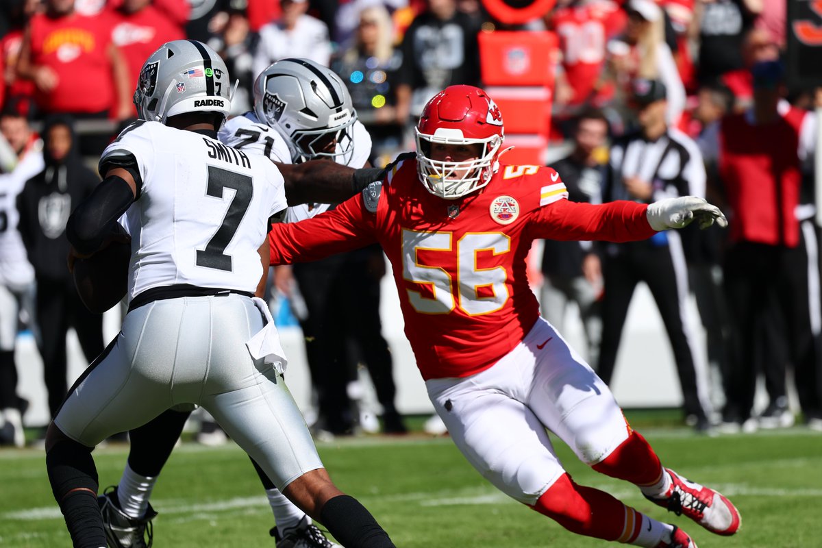 The Raiders' 30 offensive plays yesterday marked the second-fewest by a team in the Super Bowl Era. The Chiefs allowed just 95 yards across 10 possessions.

KC now owns the No. 3 scoring defense in the league at 17.7 points allowed-per-game. 