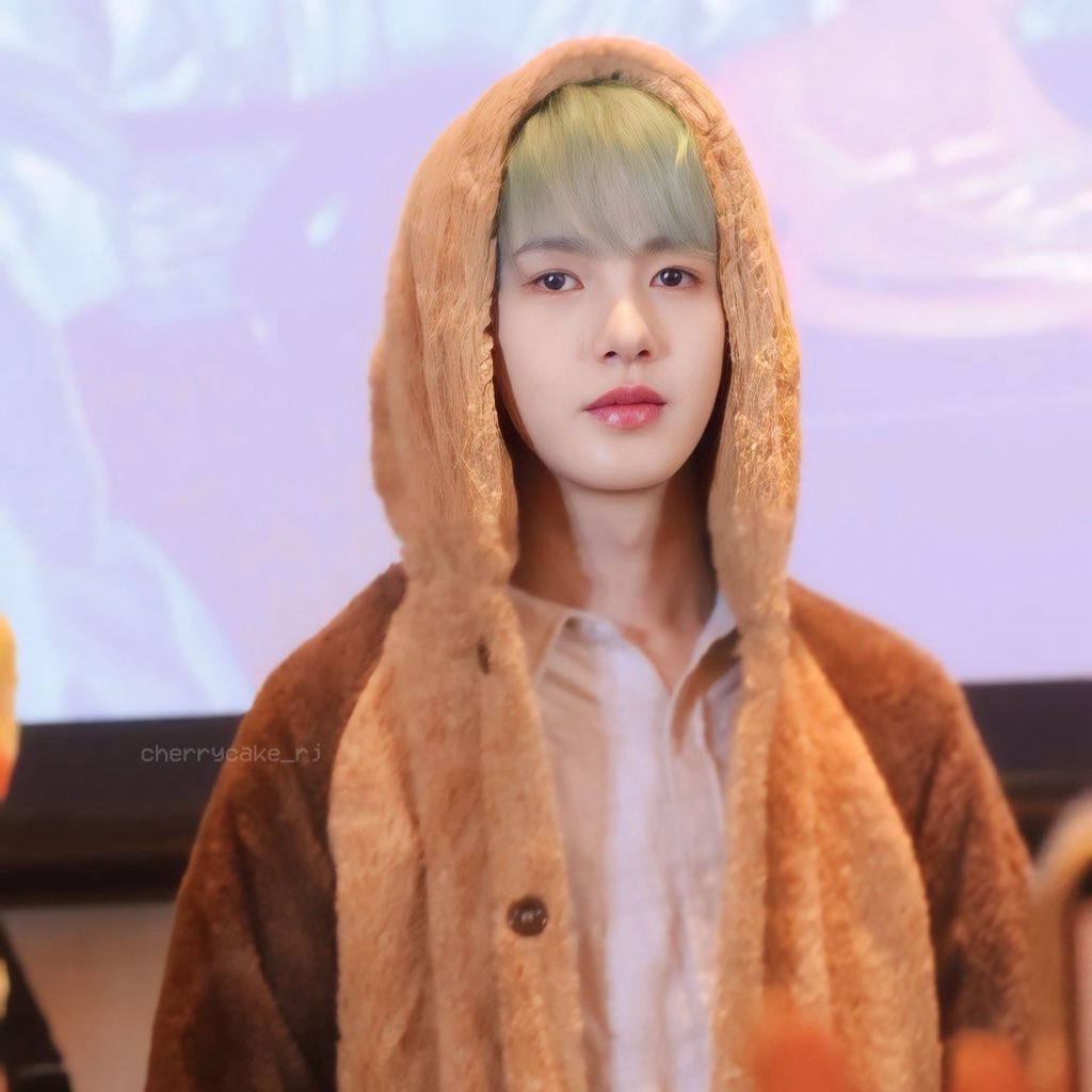 cherrycake_rj's tweet photo. 251020 #런쥔 #RENJUN

...🐾 https://t.co/CtDNpVw7f6