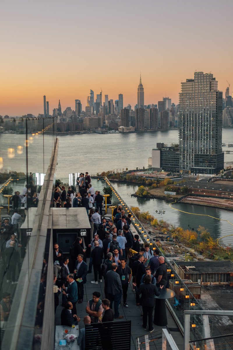 galaxyhq's tweet image. The conversations you can’t afford to miss at #Money2020 aren’t on stage, they’re at Constellations✨

Hosted inside The Venetian by Galaxy Ventures, @turnkeyhq, and @PayPal, this is where fintech insights, crypto networking, and real connections take place.

RSVP today: