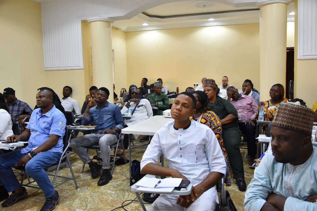 NOIPolls tweet media