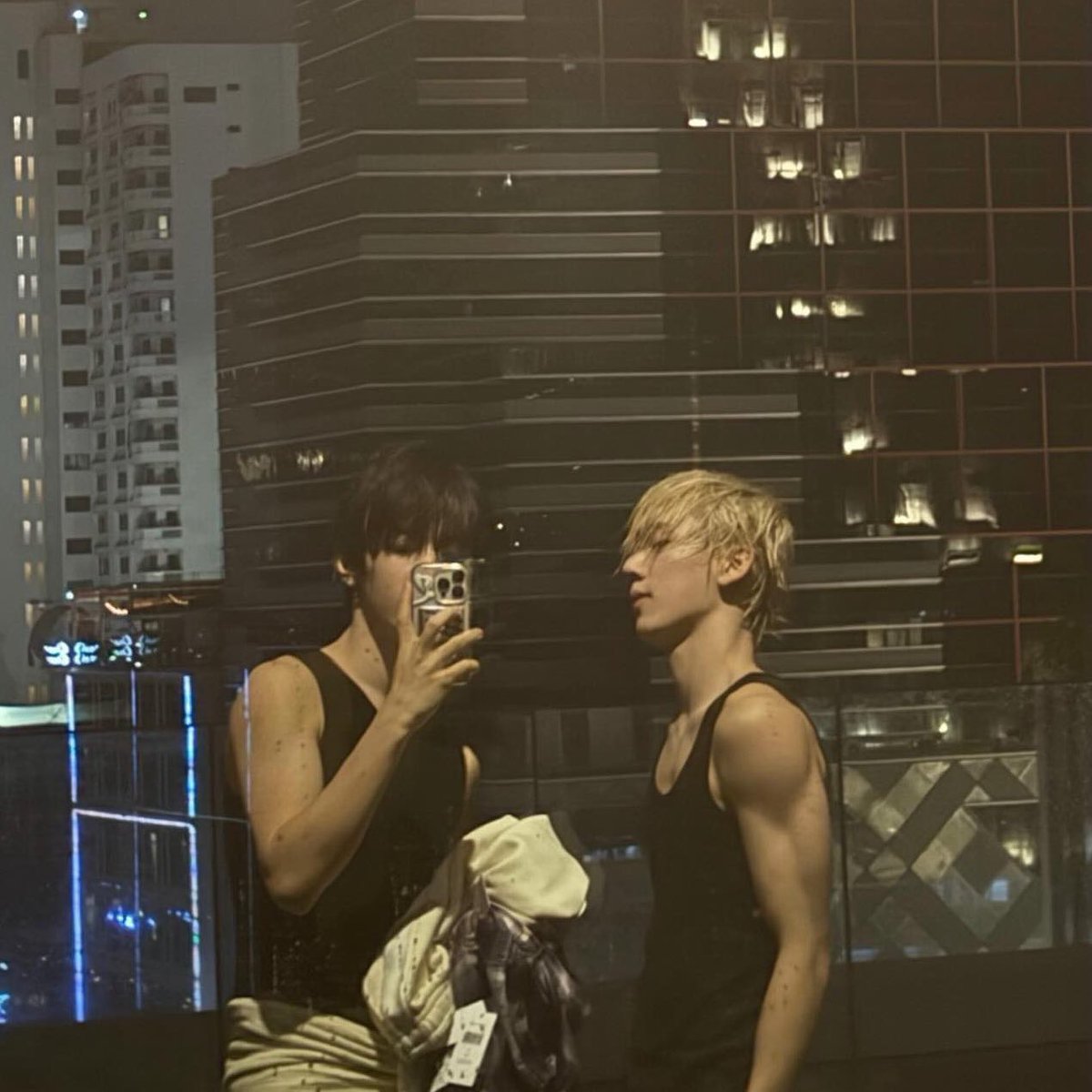 ปีที่แล้วพวกฮีโคตรเอาเรื่องก็นะให้เมืองไทยมันฮอตแค่อากาศเถอะ
