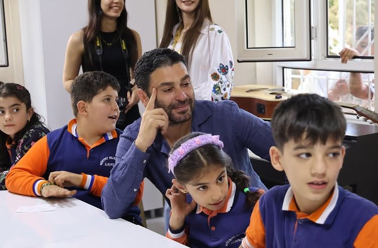 itshereworld's tweet image. Tatlılığına bakın ısırcam şimdi 🥹🤏🏻🤍