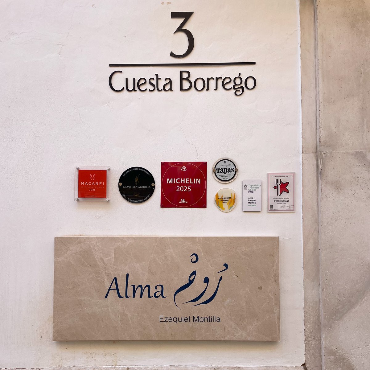 MOScomunicacion's tweet photo. Volver a Alma es volver a poner todos tus sentidos en esa especial mezcla de aromas, sabores, texturas que te transportarán dónde decidas, tan sólo tienes que dejar volar la imaginación y disfrutar de cada bocado. #CulinaryWorld #michelinguide2025 #Miyabi @zwilling_es https://t.co/RP6Ek0pUA3