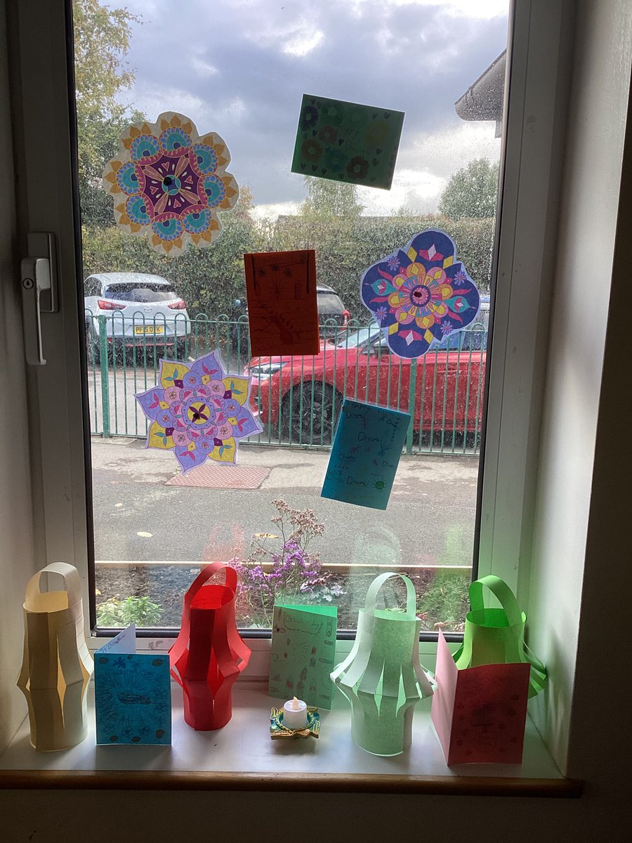 Today Year 3 and 4 learned about the five different days of Diwali. We made lanterns, Diwali cards and created our own shrine the classroom #davenhamre #worldfaiths