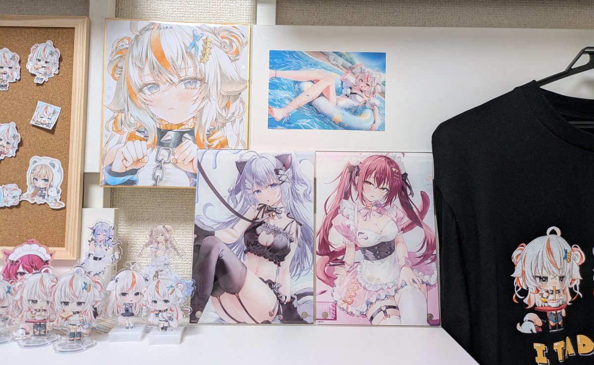 星井やな(<a href="/posiiyana/">星井やな🧸🤍</a>)先生のニーハイ・シンドロームのグッズ届きました。
うちのこフェアの方も頼んでるのでそっちも届くの楽しみ
#みて星井