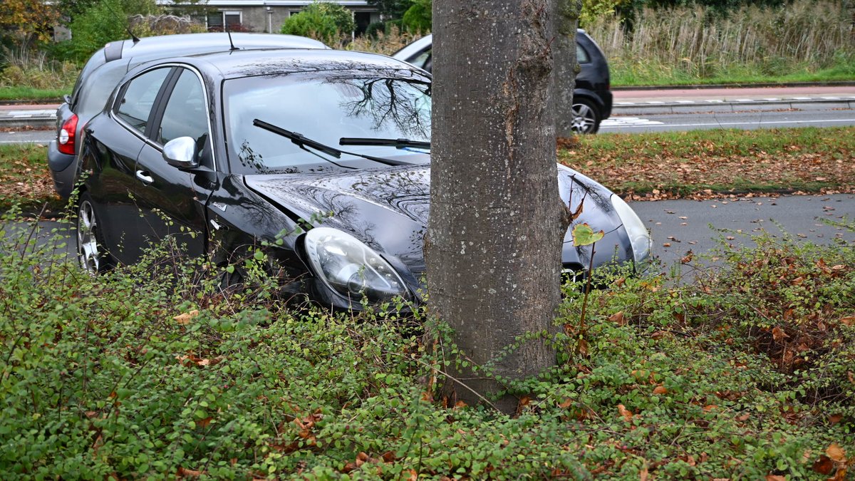 Vrouw onwel tijdens autorijden in Alkmaar
