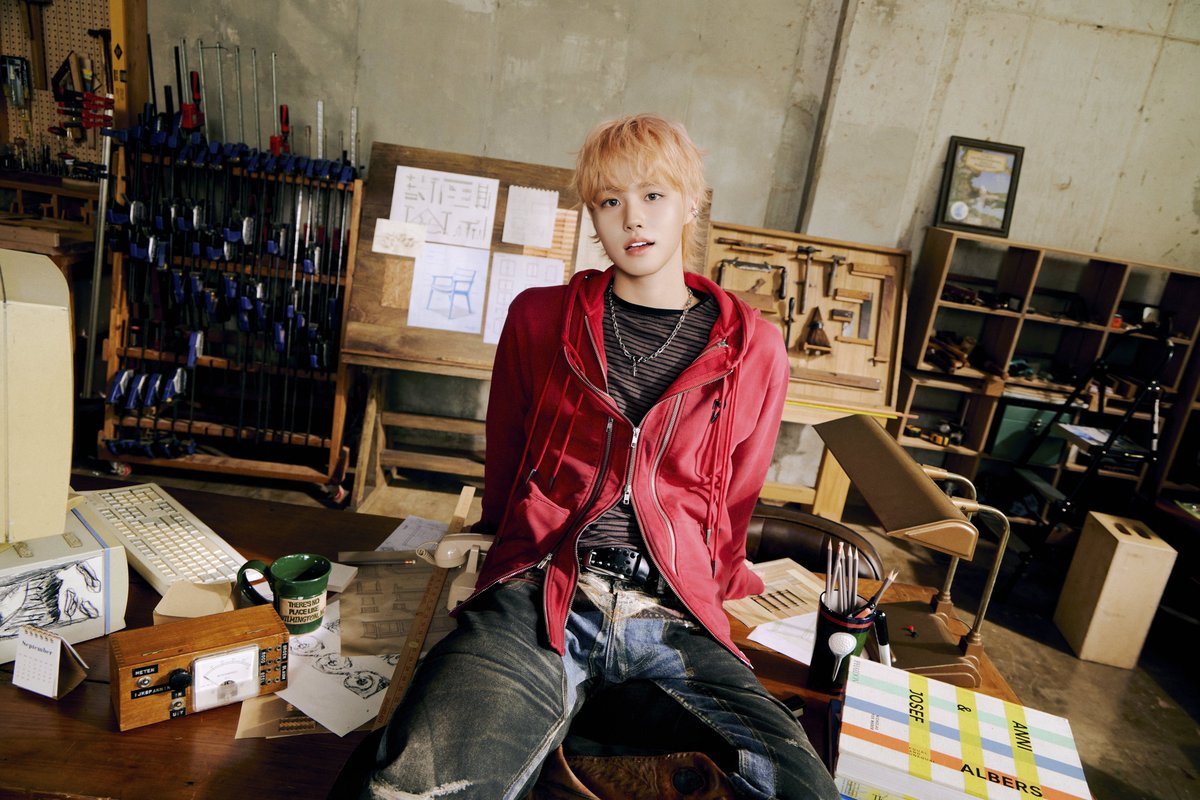 AHOF_official's tweet photo. Concept Photo 1

#JUWON #박주원 

AHOF The 2nd Mini Album [The Passage]
➫ 2025.11.04. 6PM (KST)

#AHOF #아홉
#ThePassage https://t.co/0Et1hcsfDA