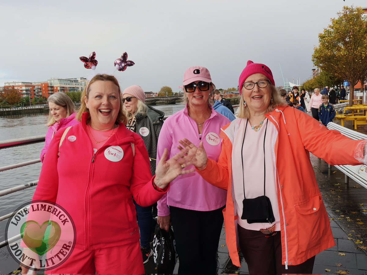 ilovelimerick's tweet image. PHOTOS Hundreds turn Limerick pink for 3For3 Breast Cancer Awareness Walk in support of UHL Symptomatic Breast Unit 🩷🫶💚

Full gallery and video on ilovelimerick.ie/2025-3for3-bre… @hookandladder2
#limerick #3for3 #fundraiser #cancer #breastcancer #ilovelimerick #limerickcity