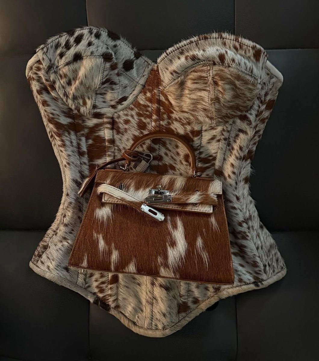 galactamelanin's tweet image. 