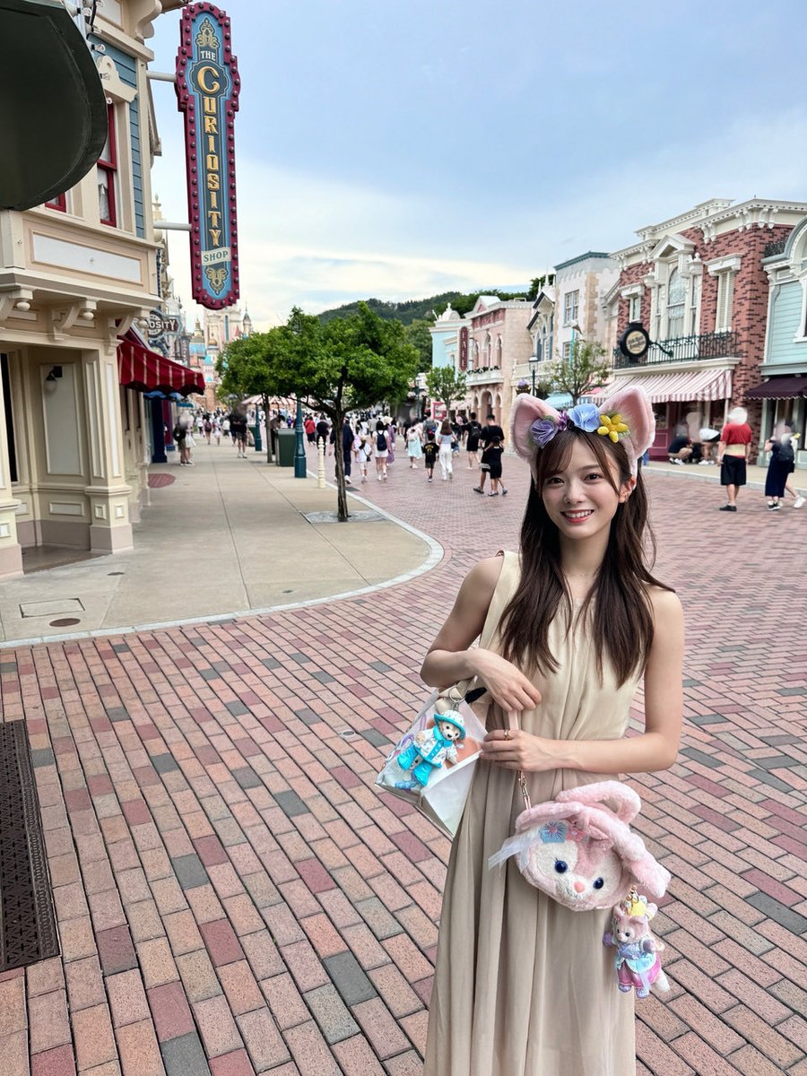 sakura_mmt_hyh's tweet image. 保乃ちゃん誕生日おめでとう!
いつもその笑顔で櫻坂を明るく照らしてくれてありがとう☺️ 保乃ちゃんが見せるキュートな表情もクールな表情も全部好きですこれからも沢山見せてください💭 いい一年になりますように!!
#田村保乃
#田村保乃生誕祭
#ほのちゃんバースデー