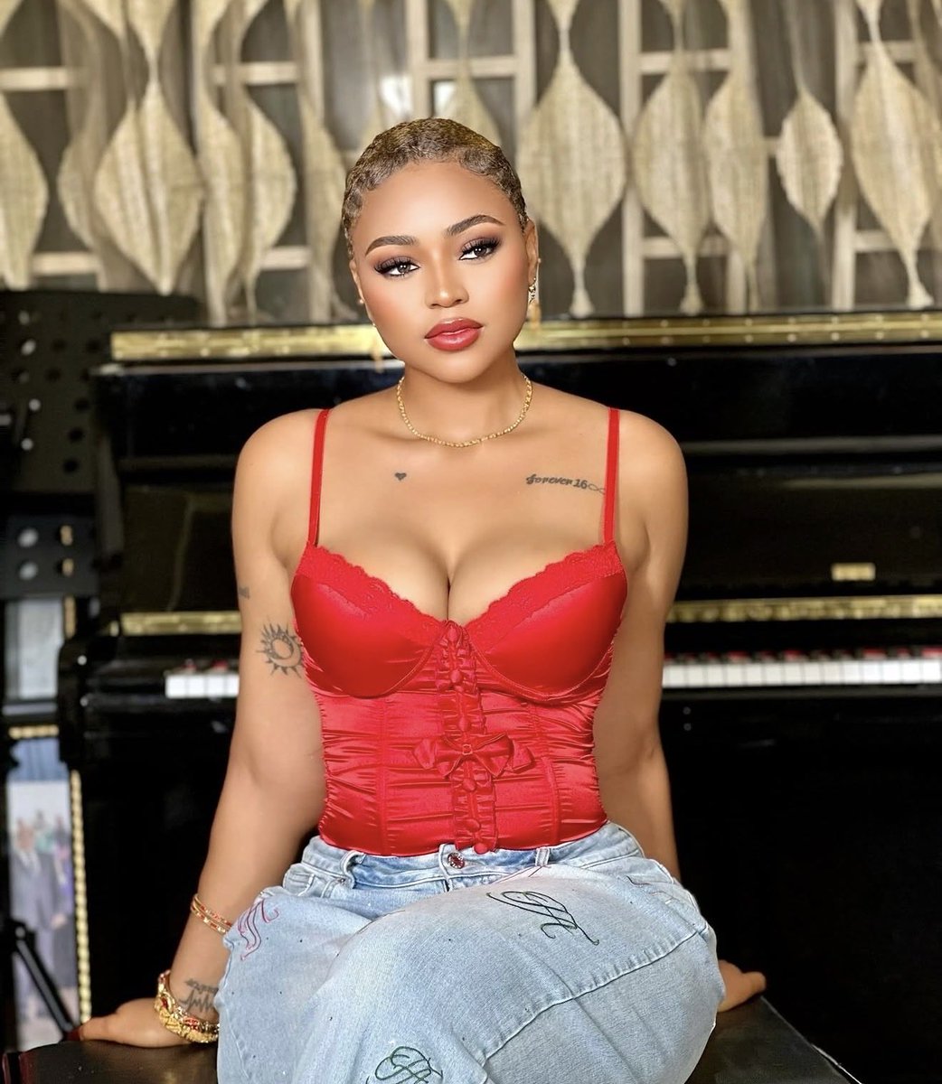 Which guy go fit manage Regina Daniel’s lifestyle like this ?