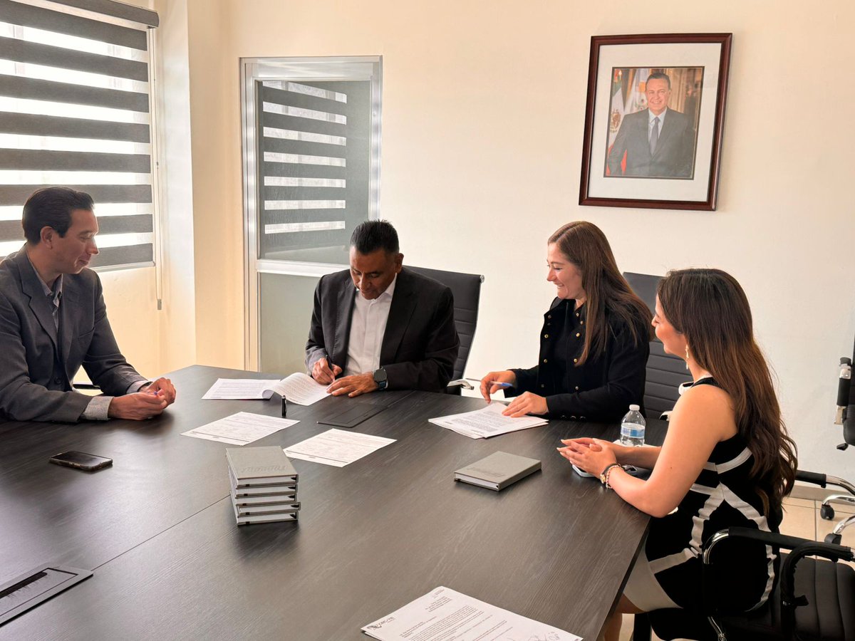 #CECyTEQInforma
El CECyTEQ y FONACOT, firmaron un convenio de colaboración con el que se beneficia a las trabajadoras y trabajadores en activo, con acceso a créditos financieros para la adquisición de bienes y pagos de servicios, además de que se promueve la cultura del ahorro.