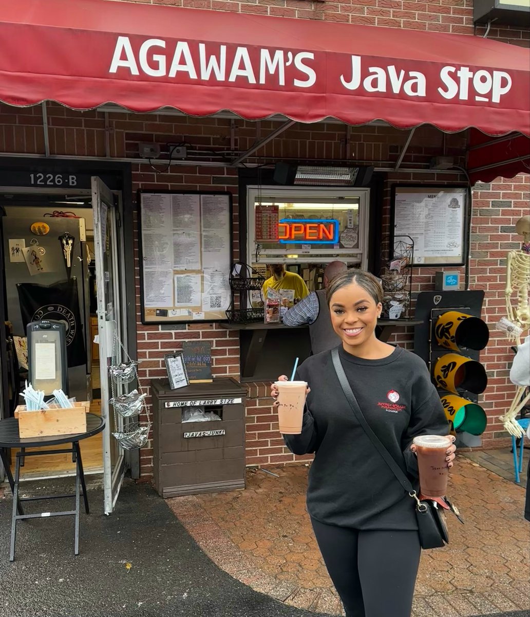 CiaraSpeller's tweet image. It&apos;s coffee day!! 🧡☕️

Agawam’s Java Stop and JSF have teamed up today, in honor of #NationalJeffDay!

$2 from every Jeff Fa-Fa coffee purchased will benefit our mission and vision of changing young deserving lives &apos;4 Good&apos; 

Come on down and sip to spark positive change! ⛳️❤️
