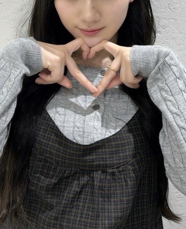 narikirimaster's tweet photo. なりきりイメプ募集します♡

イチャイチャラブラブ....♡
小悪魔に搾り取られる.....♡
ムラムラさせてくるあの娘に復讐...♡

プレイにNGありません....♡

詳細はプロフィールのaltへ...♡
気になったらリプかdmどうぞ♡

#イメプ #なりきり #なりきりイメプ #アブノーマル #お貢ぎ https://t.co/Q5Nhf7GGcj