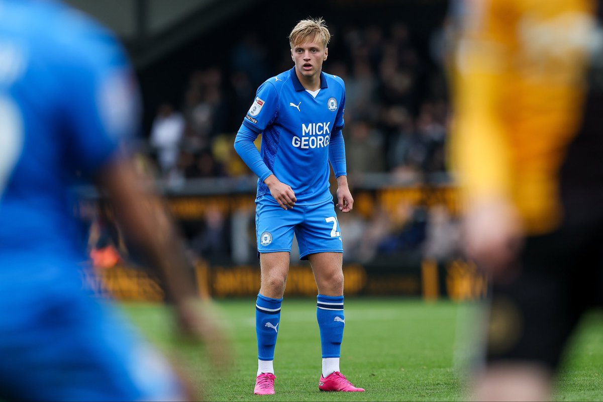 Millsy__8's tweet image. Good to be back in the team and keep a clean sheet, far from our best but we’ll take the 3 points and move on! @theposh 🔵⚪️

#pufc