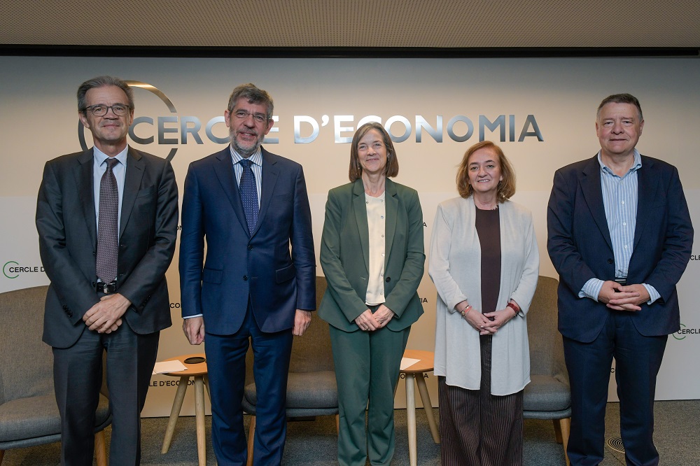 Cercle d'Economia (@cdeconomia) on Twitter photo 🔗En un acte al Cercle, <a href="/CHerreroSanchez/">Cristina Herrero Sánchez</a> <a href="/AIReF_es/">AIReF</a>, <a href="/anadalbelda/">Alberto Nadal</a> <a href="/ppopular/">Partido Popular</a> i <a href="/SeviIIaJordi/">Jordi Sevilla</a> coincideixen en la necessitat de no normalitzar la pròrroga pressupostària. Pots recuperar-ho aquí 👉bit.ly/47bC4RP 🔗En un acte al Cercle, <a href="/CHerreroSanchez/">Cristina Herrero Sánchez</a> <a href="/AIReF_es/">AIReF</a>, <a href="/anadalbelda/">Alberto Nadal</a> <a href="/ppopular/">Partido Popular</a> i <a href="/SeviIIaJordi/">Jordi Sevilla</a> coincideixen en la necessitat de no normalitzar la pròrroga pressupostària. Pots recuperar-ho aquí 👉bit.ly/47bC4RP